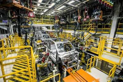 雙料第一！五菱汽車榮膺民族汽車品牌認(rèn)知度與保值率雙冠王