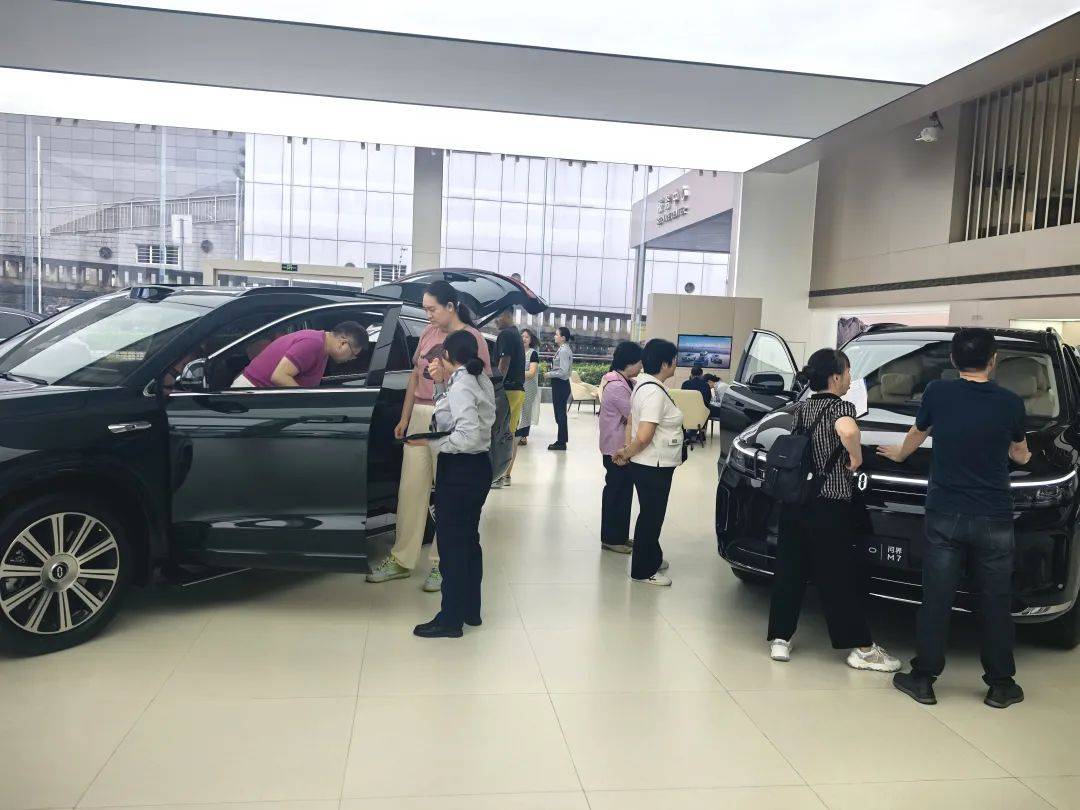 端午假期兩江新區(qū)新能源汽車銷售火爆，綠色出行漸成新風(fēng)尚